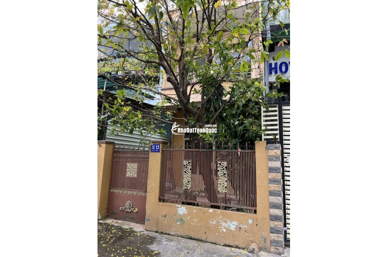 Bán nhà 2 tầng hẻm Biệt Thự Nha Trang, 12 tỷ sở hữu hẻm khu phố Tây Nha Trang